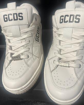 scarpe gcds