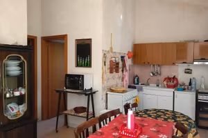 Villetta singola con ampi spazi esterni