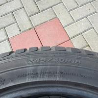 Gomme 245/40/18