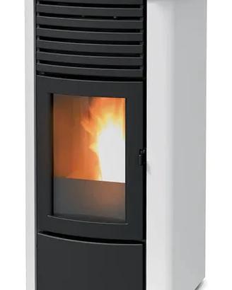 TERMOSTUFA A PELLET CLIO MCZ 16\24