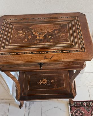 Tavolo d'epoca - antiquariato 