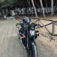 Bmw m1000r