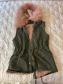 Gilet con ecopelliccia rosa