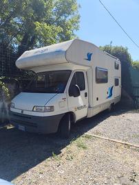 camper  Elnagh Merlin 640 2.8  jtd del 2002