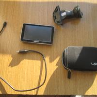 NAVIGATORE GARMIN DI SERIE+SUPPORTO-VOLKSWAGEN UP