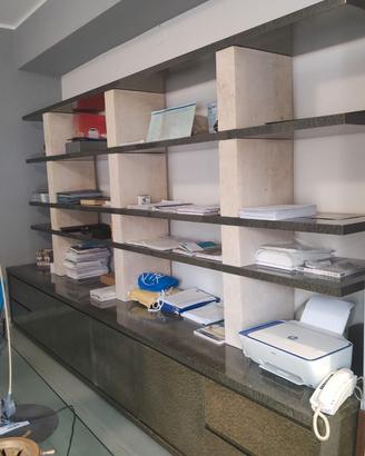 Parete attrezzata per ufficio