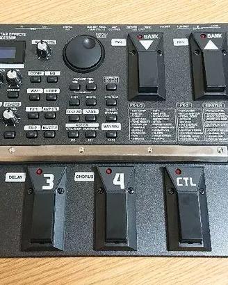 Multieffetto per chitarra BOSS GT8 quasi nuovo