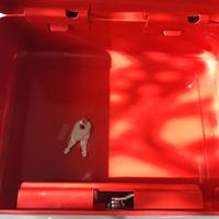 Cassetta di sicurezza 24×18 in metallo