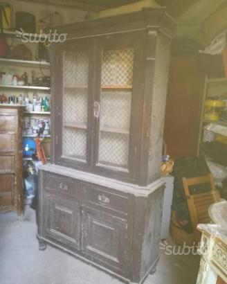 Credenza antica fine 800