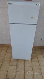 frigo da incasso indesit
