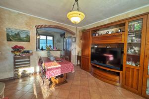 CASA SEMINDIPENDENTE A VAL DELLA TORRE