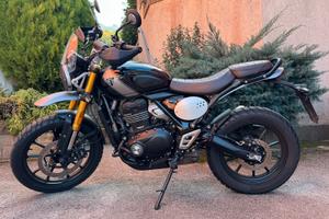 Moto Triumph Scrambler 400X
