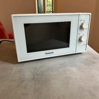 Microonde Panasonic NN-K10JW 1000W con Grill