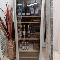 Cantinetta frigo per vini con porta vetrina