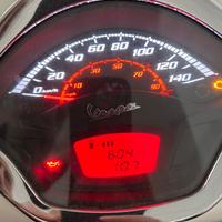 Piaggio Vespa 300 GTS hpe