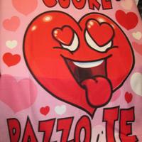 Plaid con cuscino e ciabattone san valentino