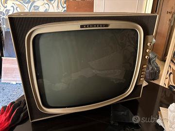 Televisore Kennedy anni 60