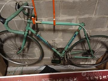 bicicletta da corsa bianchi