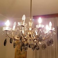 Lampadario a gocce in metallo e vetro
