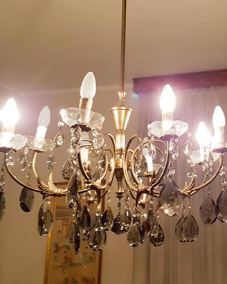 Lampadario a gocce in metallo e vetro