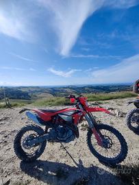 Beta Enduro 4T