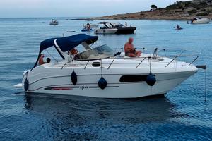 Saver Cabin 280 motori FB 9 metri Selva Marine