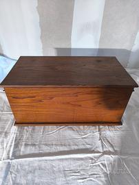 Radio d'epoca autocostruita 