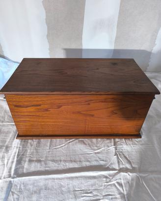 Radio d'epoca autocostruita 