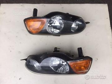 Fari anteriori Honda HR V 2001