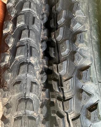 Copertoni Pirelli Enduro S 27.5 x 2.60 e Vittoria