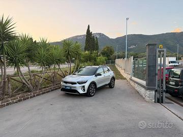 KIA - STONIC 1,0 T-GDI MHEV IMT GT LINE