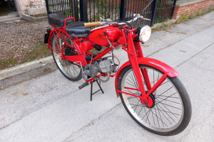 Moto guzzi motoleggera 65b "guzzino"