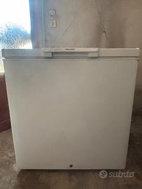 Freezer a pozzetto