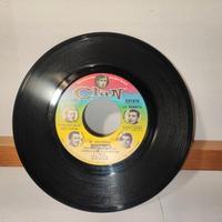 Adriano Celentano: È inutile davvero, Il problema