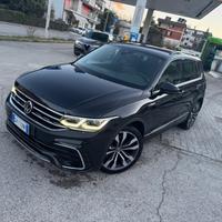 Volkswagen Tiguan 2.0 TDI 4MOTION R-Line