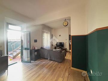 CASA SEMINDIPENDENTE A MONTECATINI-TERME