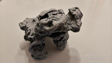 Roccia decorativa per acquario