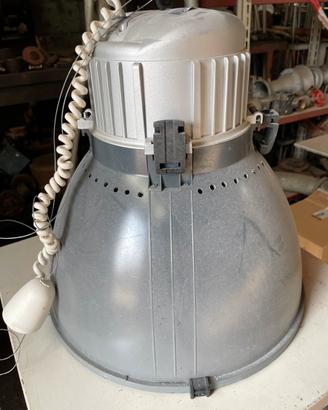 Plafoniera per capannone