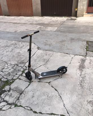 Monopattino per bambini