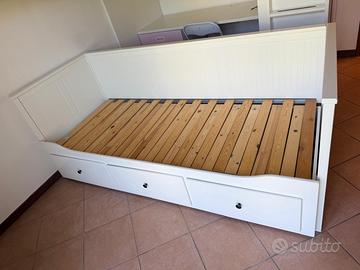 Struttura divano letto con cassettiera