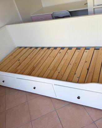 Struttura divano letto con cassettiera
