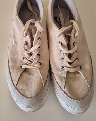 Sneakers Nike canvas beige vintage n. 40,5 EUR