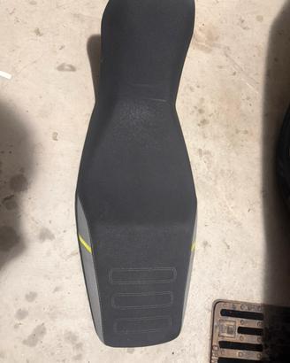 Sella  CFMOTO 450 MT