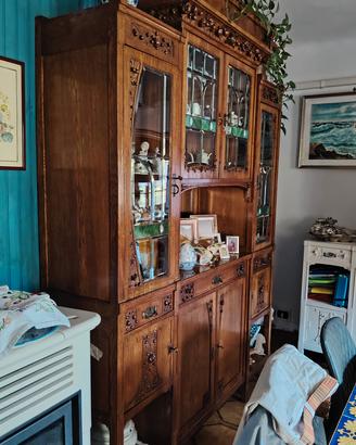 credenza Liberty  primi del 900