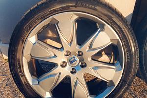 cerchi in lega Volvo  xc70 235/45 r19