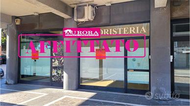 LOCALE COMMERCIALE in OT TIMA POSIZIONE