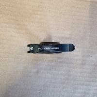 collarino sella Intense