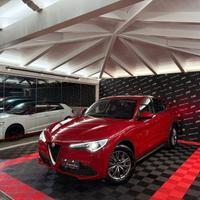 Alfa Romeo Stelvio 2.2 Turbodiesel 160 CV AT8 RWD 