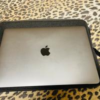 Apple MacBook Pro grigio siderale 512 gb