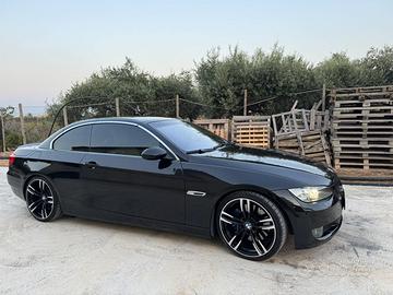 BMW 330d Cabrio (E93) – 165.000km CERTIFICATI